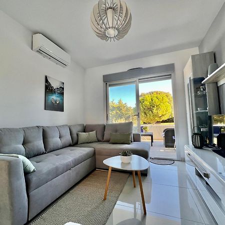 Bungalow En Punta Prima 2 Dormitorios Y Piscina Torrevieja Buitenkant foto