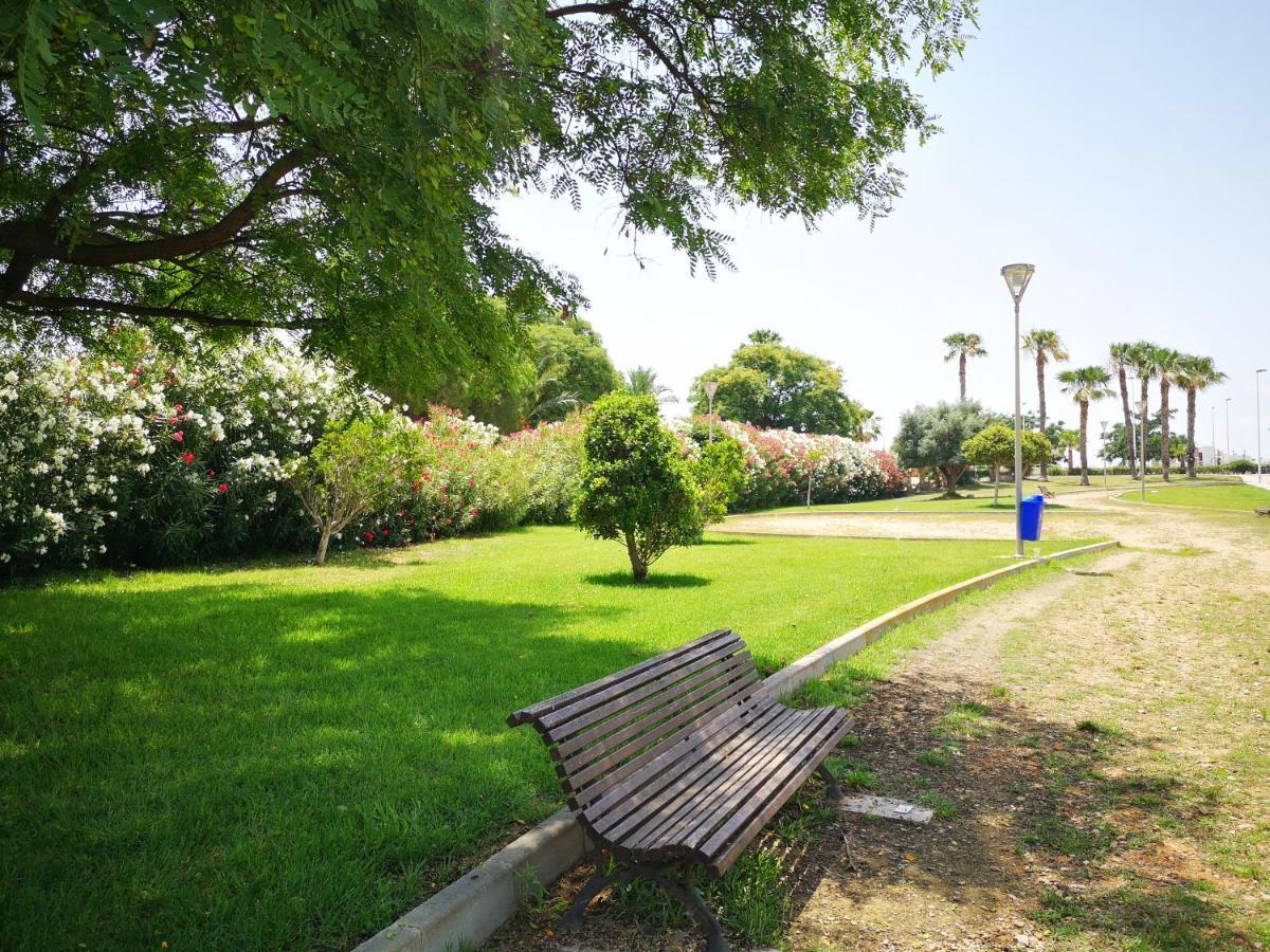 Bungalow En Punta Prima 2 Dormitorios Y Piscina Torrevieja Buitenkant foto